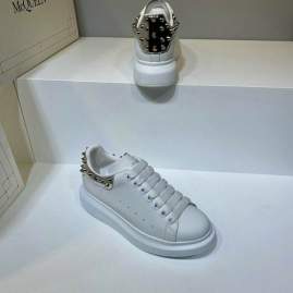 Picture of Alexander McQueen Shoes _SKU21815125SZ35-4426